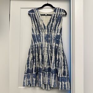 Blue and White Sleeveless Dress